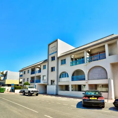 Myhome Delux, 3 Bedroom With Pool Apartment
